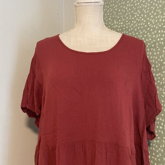 Torrid Rust Tiered Crepe Lightweight Button Back Short Sleeve Blouse Size 2 - Picture 2 of 8